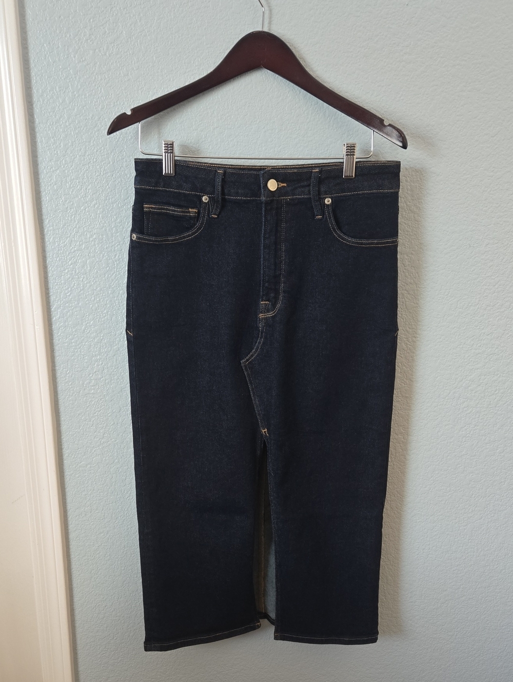GOOD AMERICAN Slit Front Midi Jean Skirt Dark Blue Indigo 5 Pocket Sz 12 / 31 - Picture 2 of 11